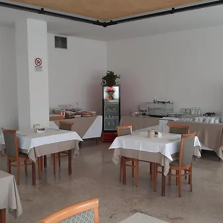 酒店 佛罗里达酒店 皮威蒂萨克