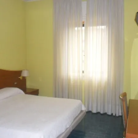 호텔 Florida 피오베디사코